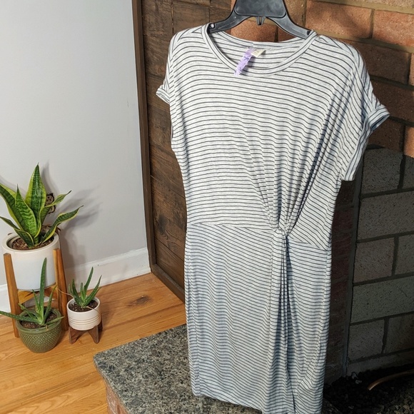 Alya Stripped T-shirt Dress - Picture 2 of 5